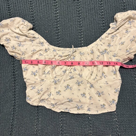 5/$25 💐 | Hollister Milkmaid Top - Picture 3 of 5